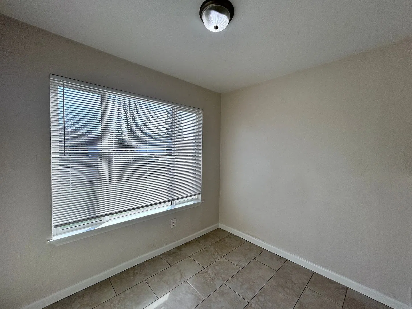 5640 Odea Drive — Photo 4