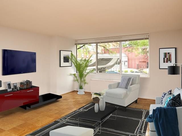 1st image of 1415 Rhode Island Ave NW APT 517