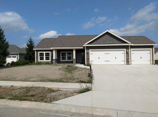 7014 Weymouth Ln, Fort Wayne, IN 46835