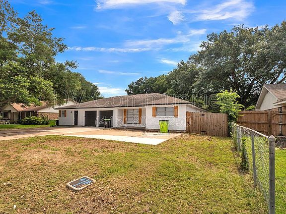 4th image of 2107 Lamar Dr #A