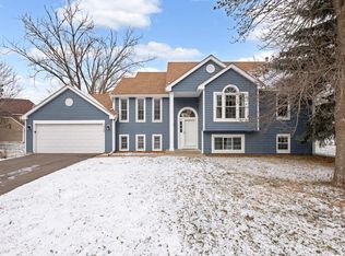 13960 Wellington Dr, Eden Prairie, MN 55347
