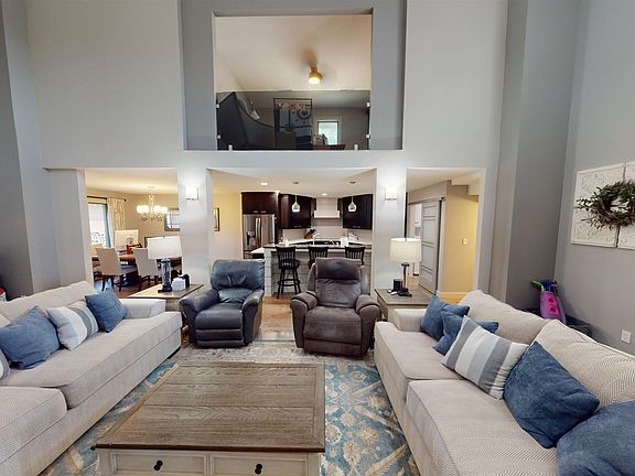 4th image of 3501B Chaumont Dr
