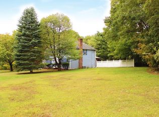 1 Powdermill Ln, Southborough, MA 01772