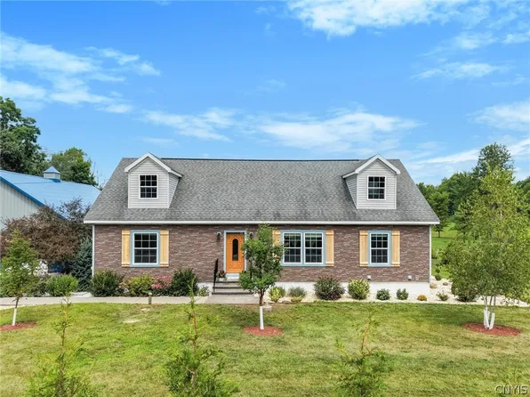 700 Kibby Rd, Baldwinsville, NY 13027