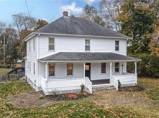 51 Salisbury Ave, North Kingstown, RI 02852