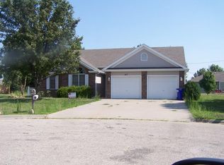 617 Chadwick Ct, Junction City, KS 66441