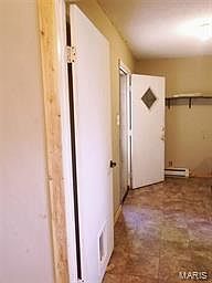 4th image of 0 Route 8 #Box4908