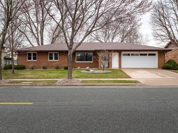 705 Grove STREET, Onalaska, WI 54650
