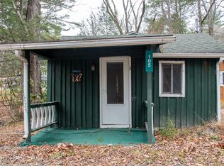 111 Rippling Brook Rd, Canadensis, PA 18325