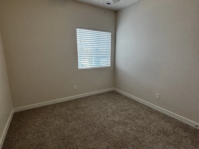 4478 W 2550 N — Photo 35