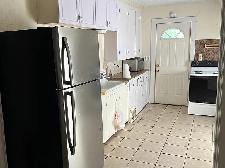 200 W Henry St #2 — Photo 7