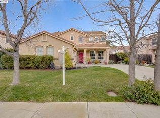911 Curlew Rd, Livermore, CA 94551