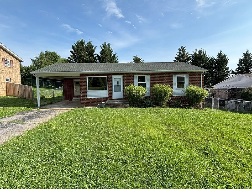 130 Cedar Valley Blvd