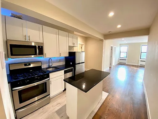 Rented by LRGNY Group, Inc. | media 16