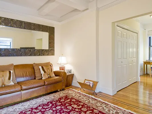 Sold by Sotheby's International Realty | media 4