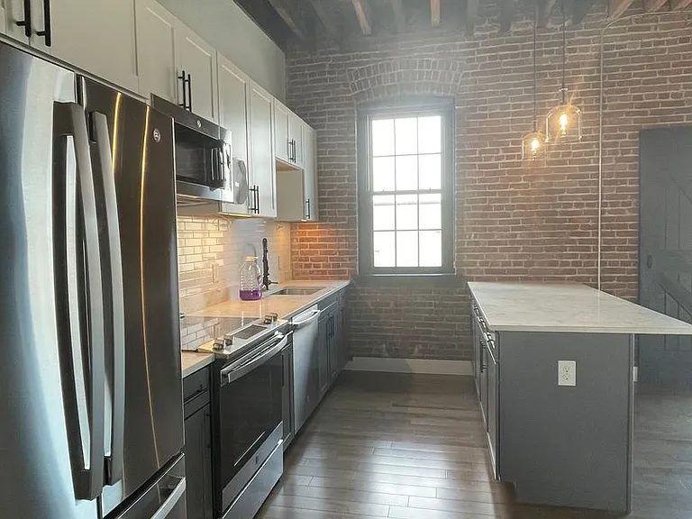 119-137 Hotel St #201 — Photo 16