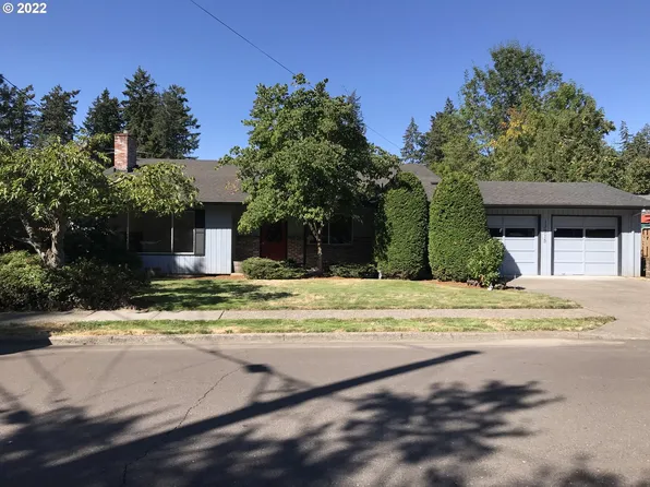 13915 SW Lisa Ln, Beaverton, OR 97005