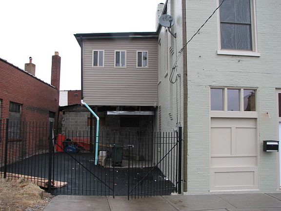 4th image of 3463 Potomac St