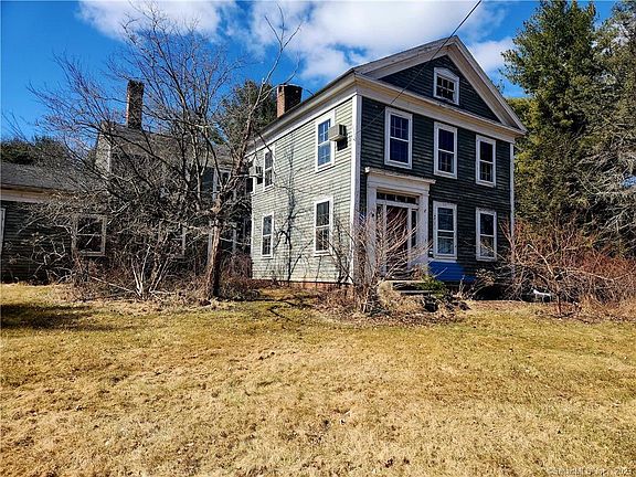 4th image of 493 Simsbury Rd