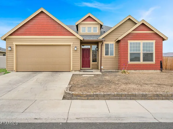909 Cascade Ave, Moxee, WA 98936