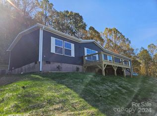 110 Whisper Mountain Rd, Hendersonville, NC 28792
