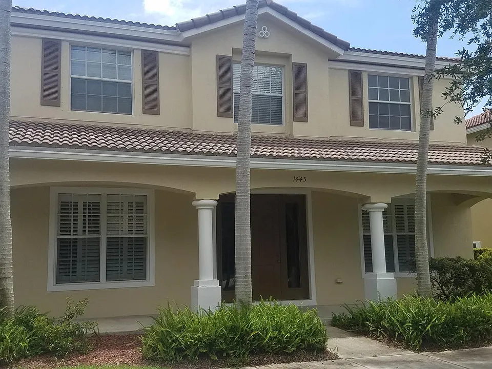 1445 E Bexley Park Dr