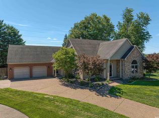 7533 Chapel Hill Ct, Newburgh, IN 47630