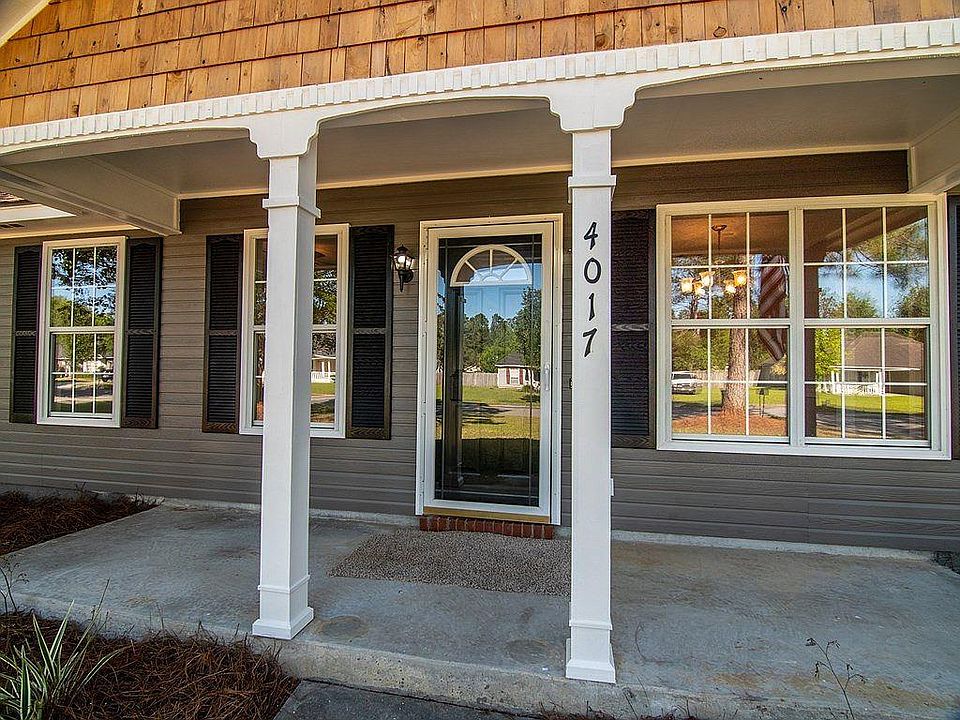 1st image of 4017 Stratford Cir