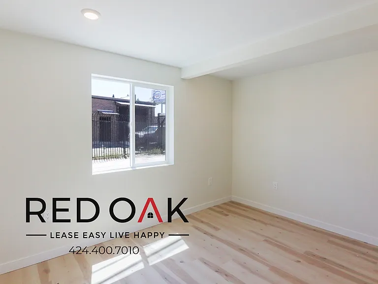 1861 S Sycamore Ave #1865.25 — Photo 3