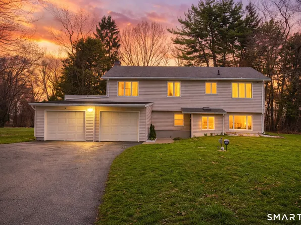 18 Caulkins Road, Norwich, CT 06360