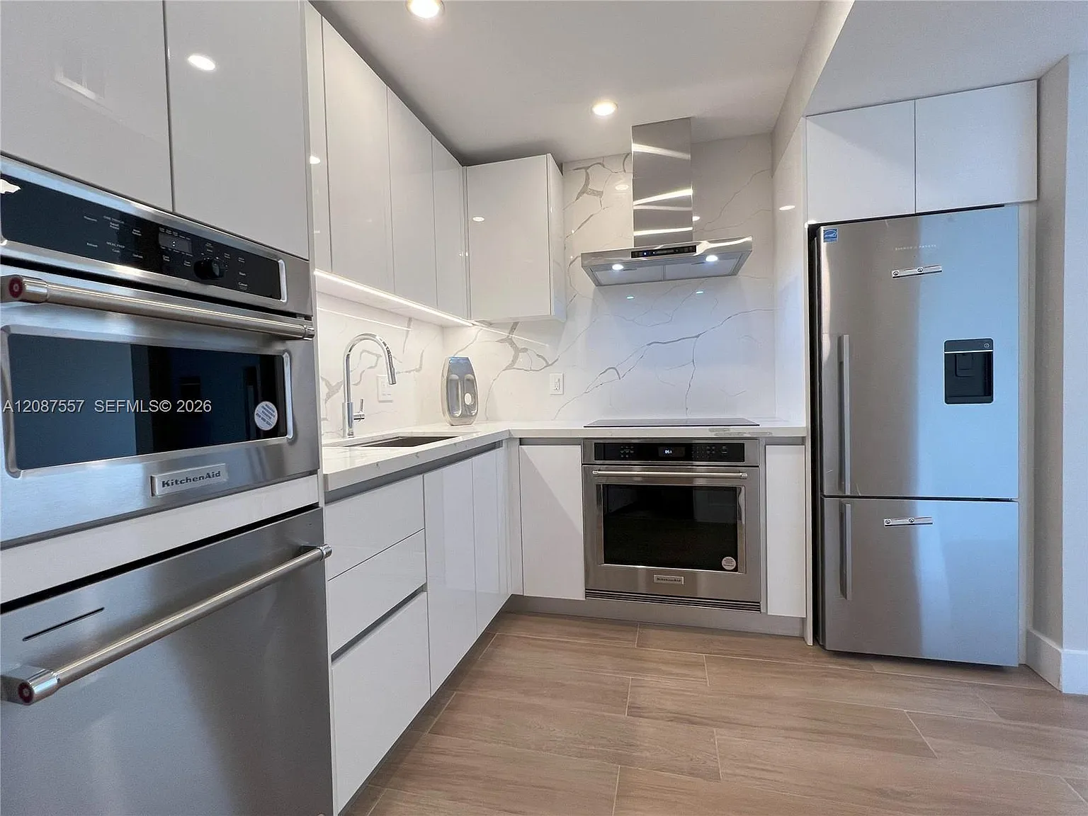 Middle River Tower Condo — Photo 1