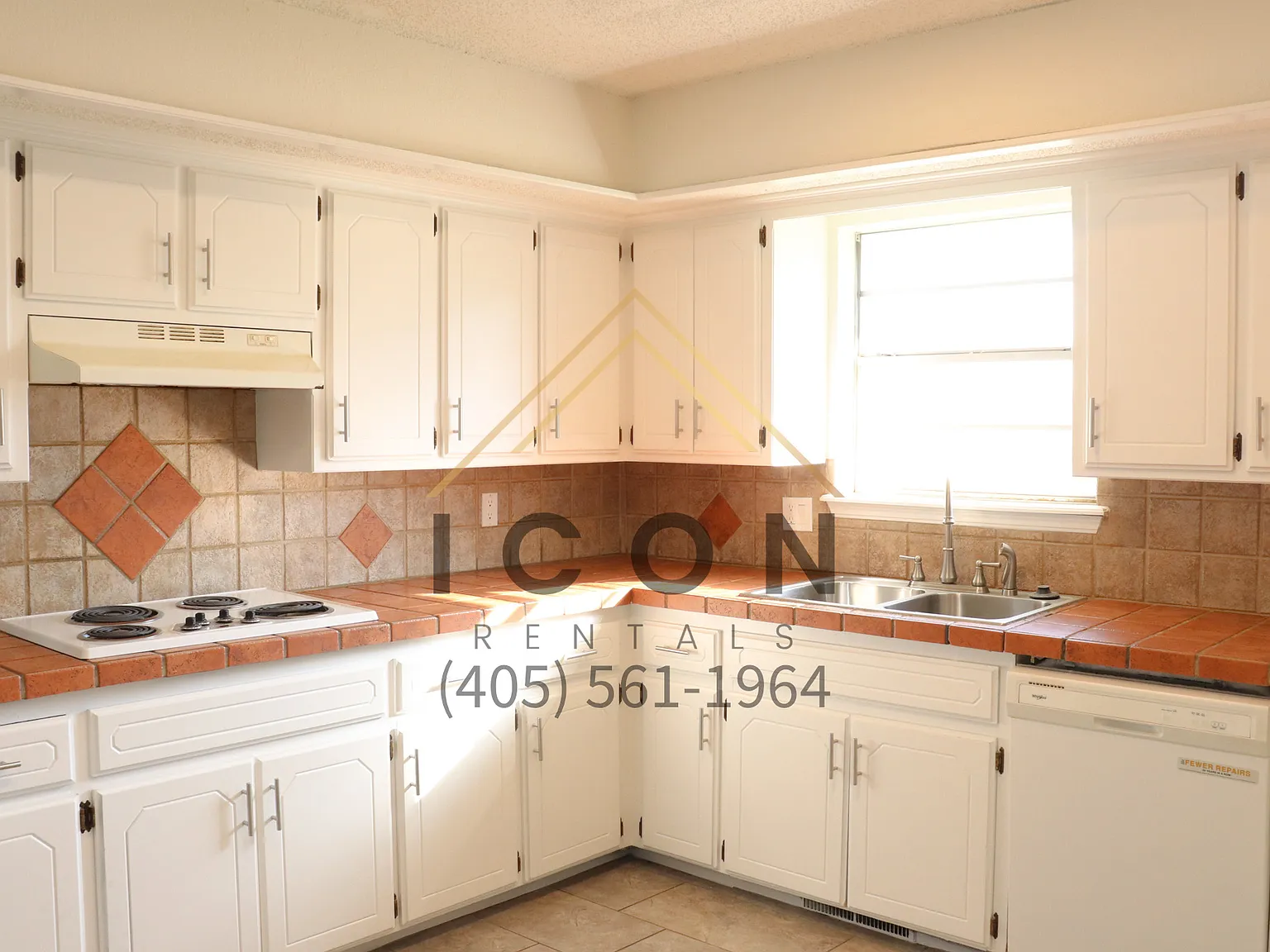 1708 Ridgeway Drive - 1 — Photo 4