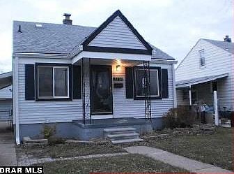 2nd image of 1736 Electric St
