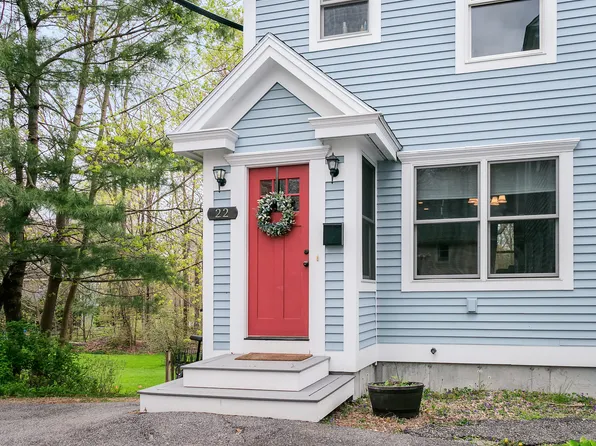 22 Grove Street #22, Kennebunk, ME 04043