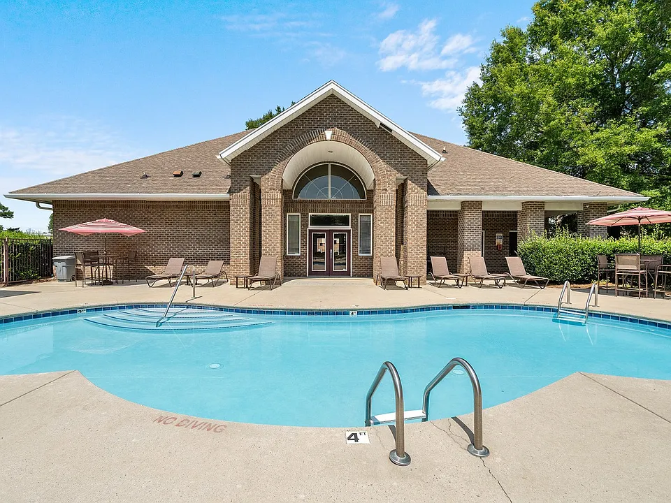 Stonecreek Apartments