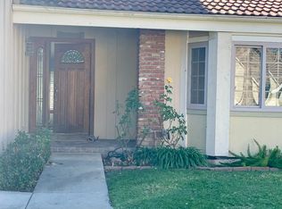 415 Falconrock Ln, Oak Park, CA 91377