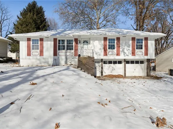 15514 E 37th Ter S, Independence, MO 64055