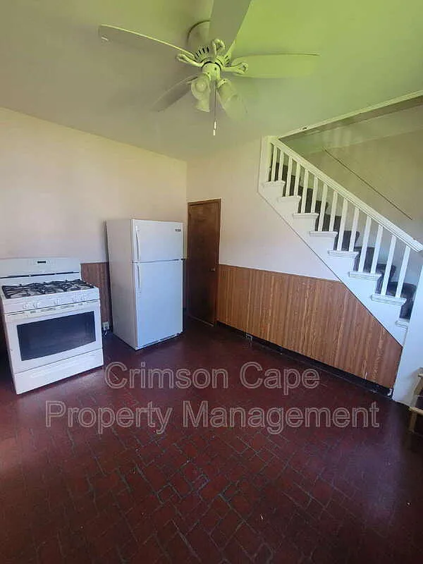 2 bed, 1.0 bath, $1,125 — Photo 1