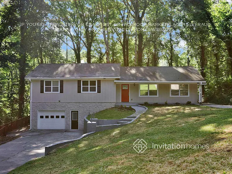 5304 Valleyview Dr — Photo 2