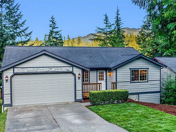 2nd image of 440 E Alder Drive