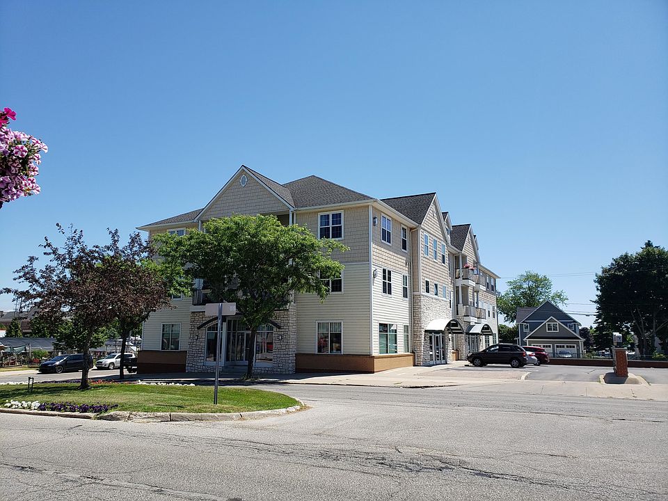 1st image of 401 W Ludington Ave Unit 207
