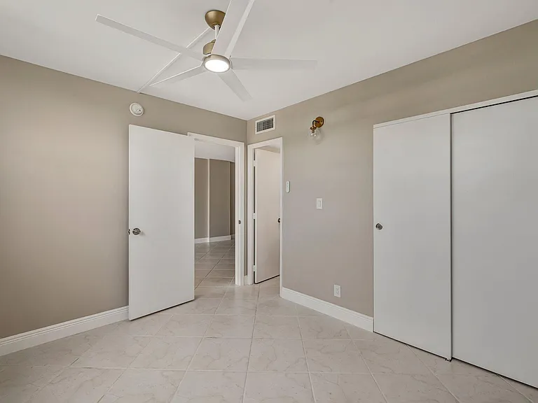 1777 SE 15th St #215 — Photo 15