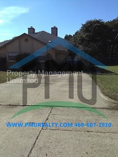 1st image of 227 Shady Valley Dr