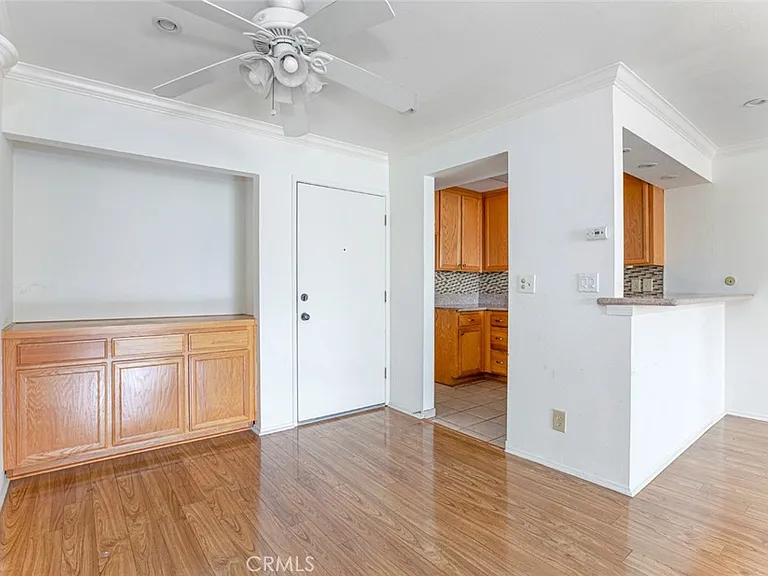 5325 Newcastle Ave #322 — Photo 5