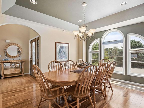 3rd image of 3795 Whitetail Ct