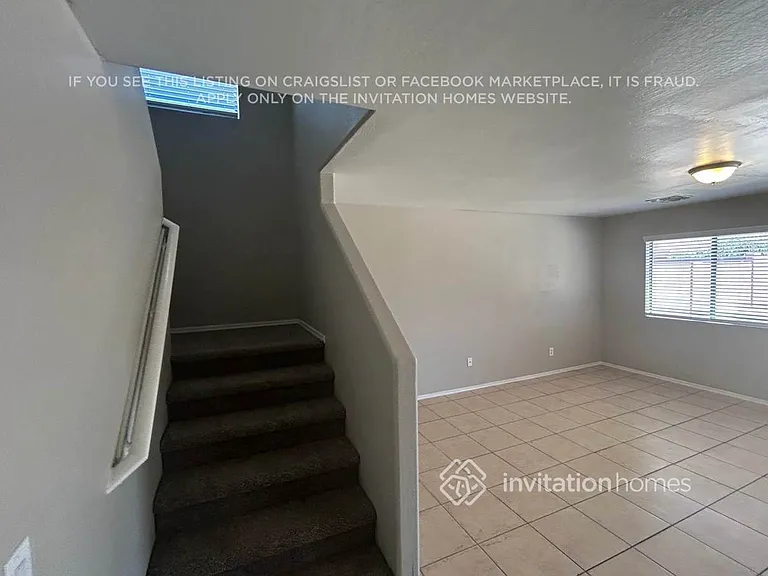 3417 W Wayland Dr — Photo 3