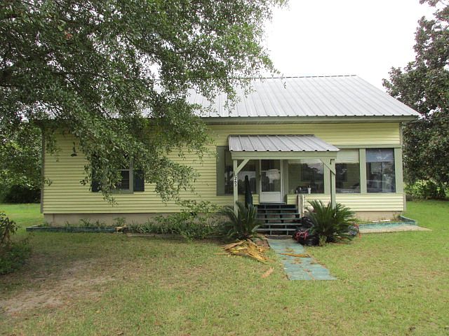 2nd image of 263 Captain Gay Rd