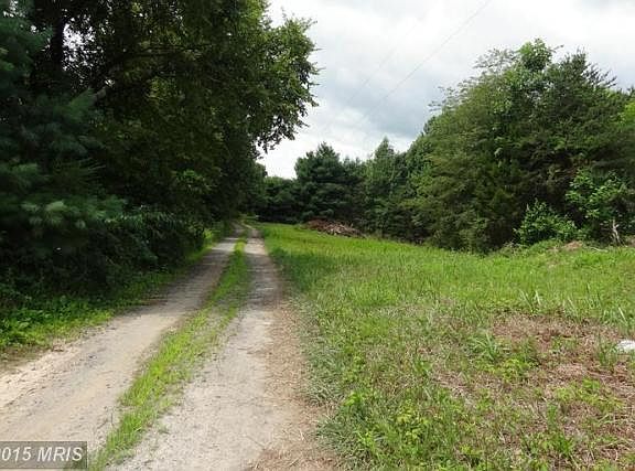 2nd image of 20471 Shady Grove Ln