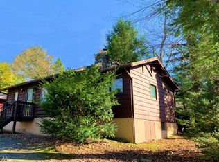 7 Beaver Trl, Stockholm, NJ 07460
