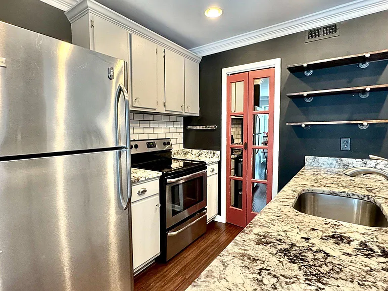 15402 Manor House Ter — Photo 8